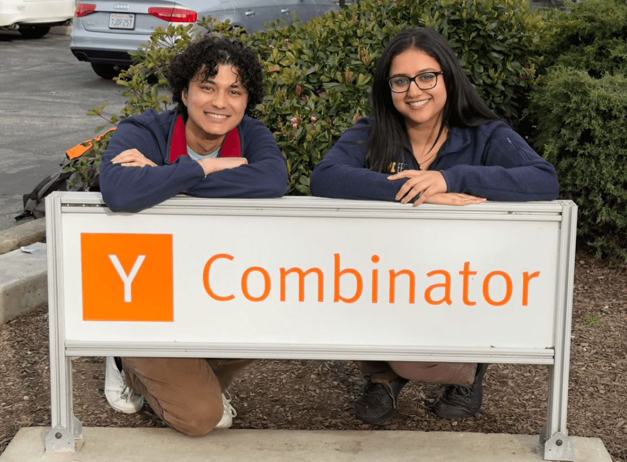 Ecliptor - Unlocking revenue for devtools by finding product champions with AI.